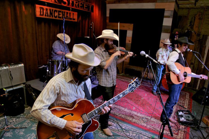 Lone Star Swing: Doug Moreland and the Flying Armadillos